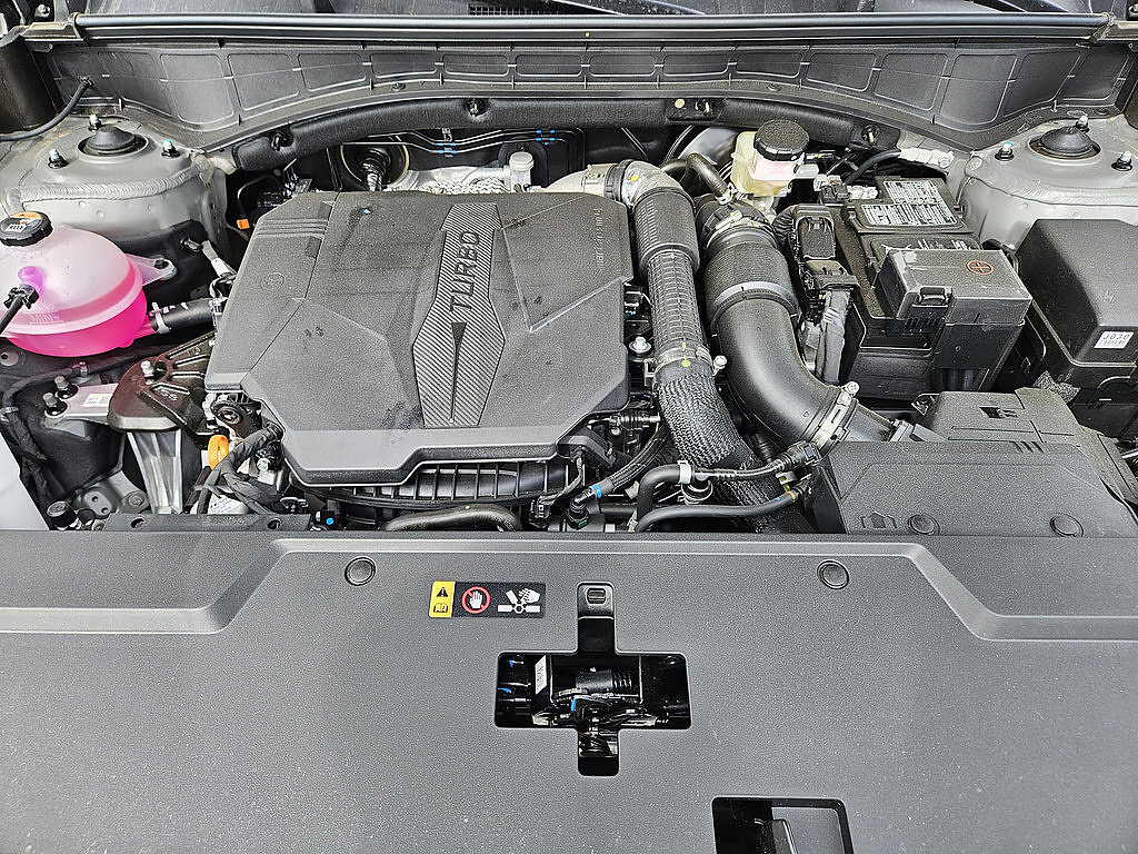 New 2026 Hyundai Santa Fe SE FWD image 31