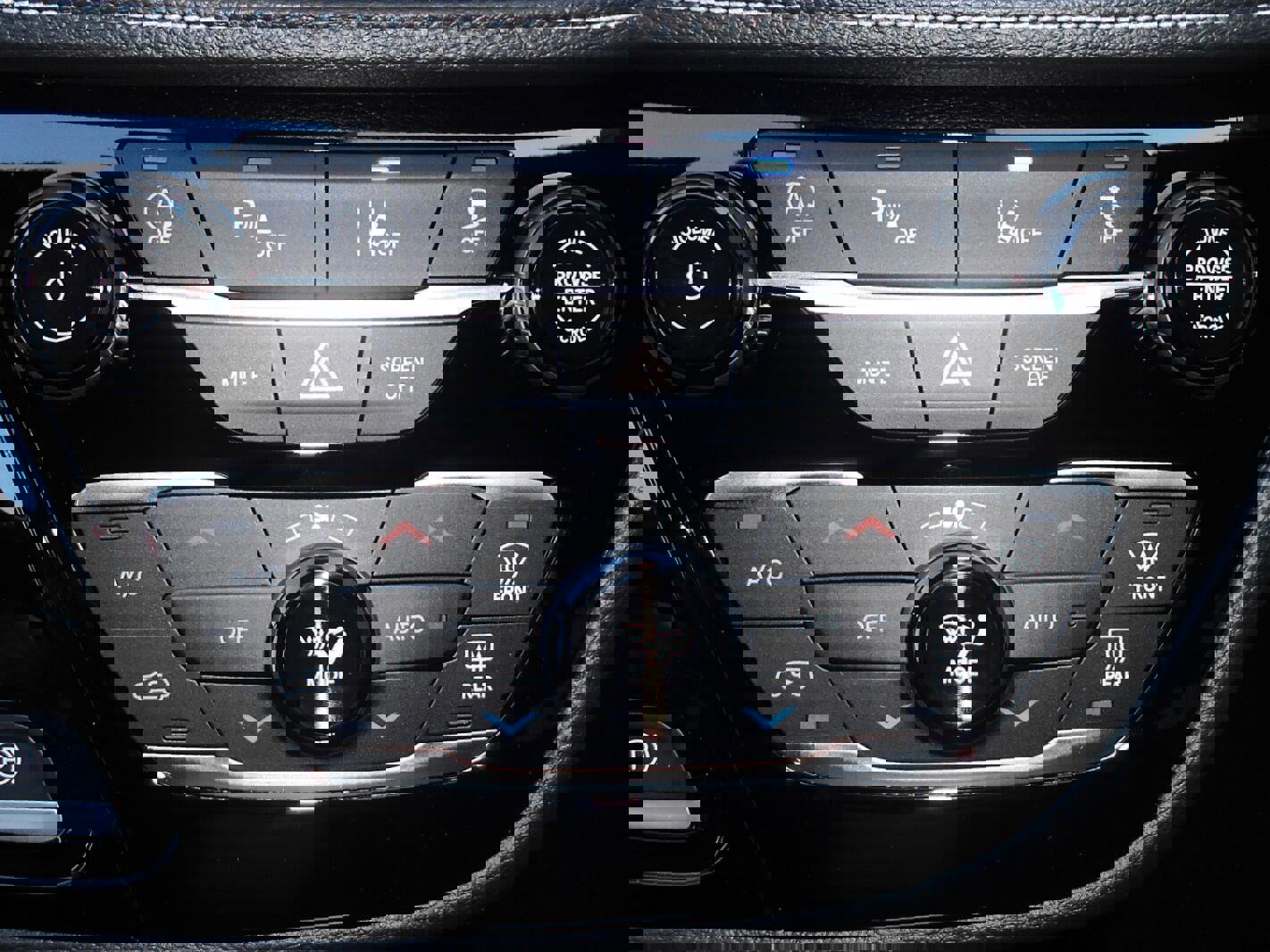 New 2026 Chrysler Pacifica Select image 14