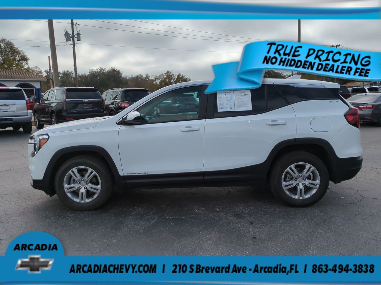 Used 2024 GMC Terrain SLE AWD/4WD image 7