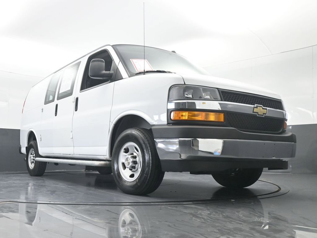 Used 2024 Chevrolet Express 2500 w/ Driver Convenience Package image 58