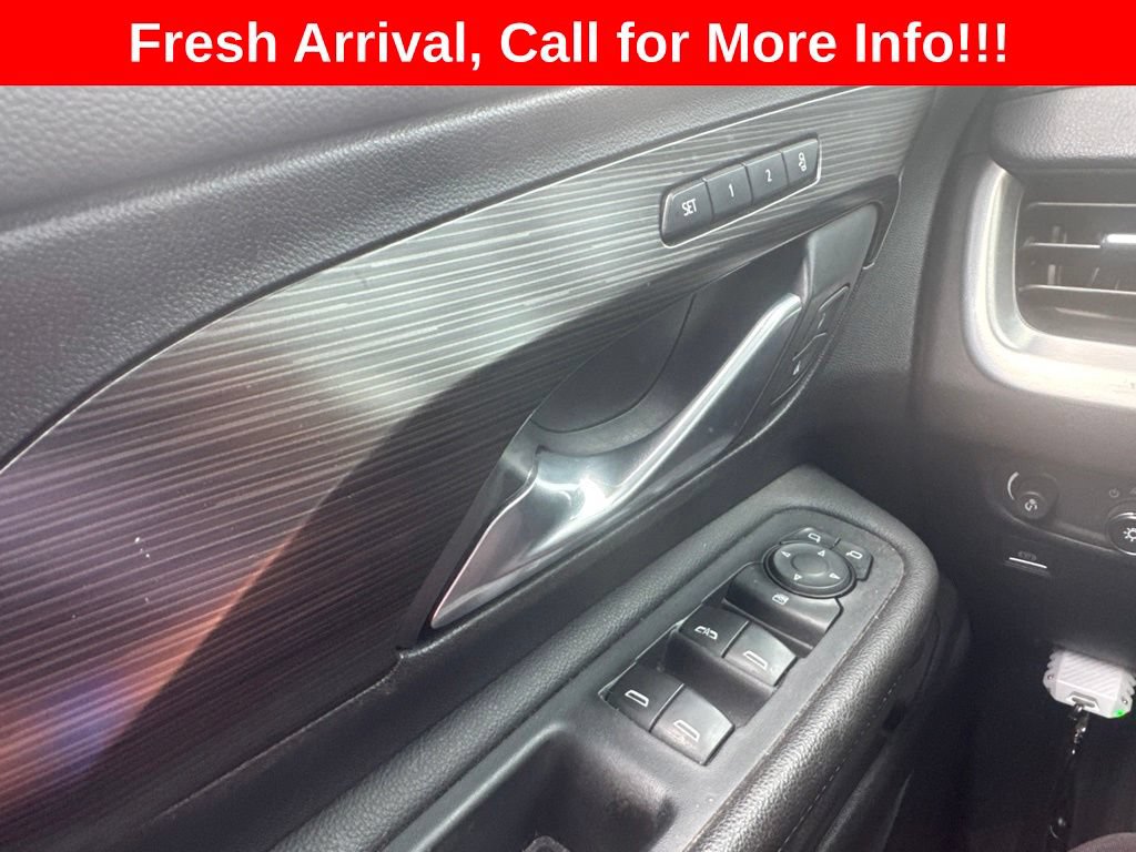 Certified 2019 GMC Terrain SLT w/ Preferred Package AWD/4WD image 14