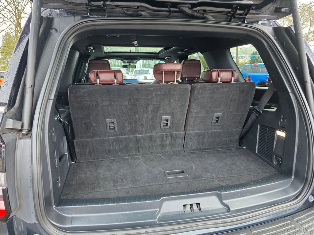 Used 2023 Ford Expedition Limited image 27