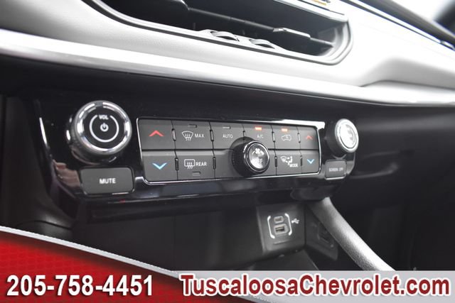 Used 2025 Jeep Compass Limited AWD/4WD image 36