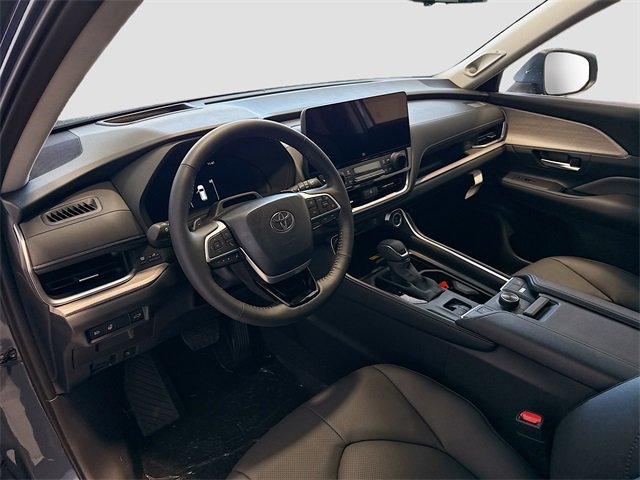 New 2026 Toyota Grand Highlander Platinum image 9
