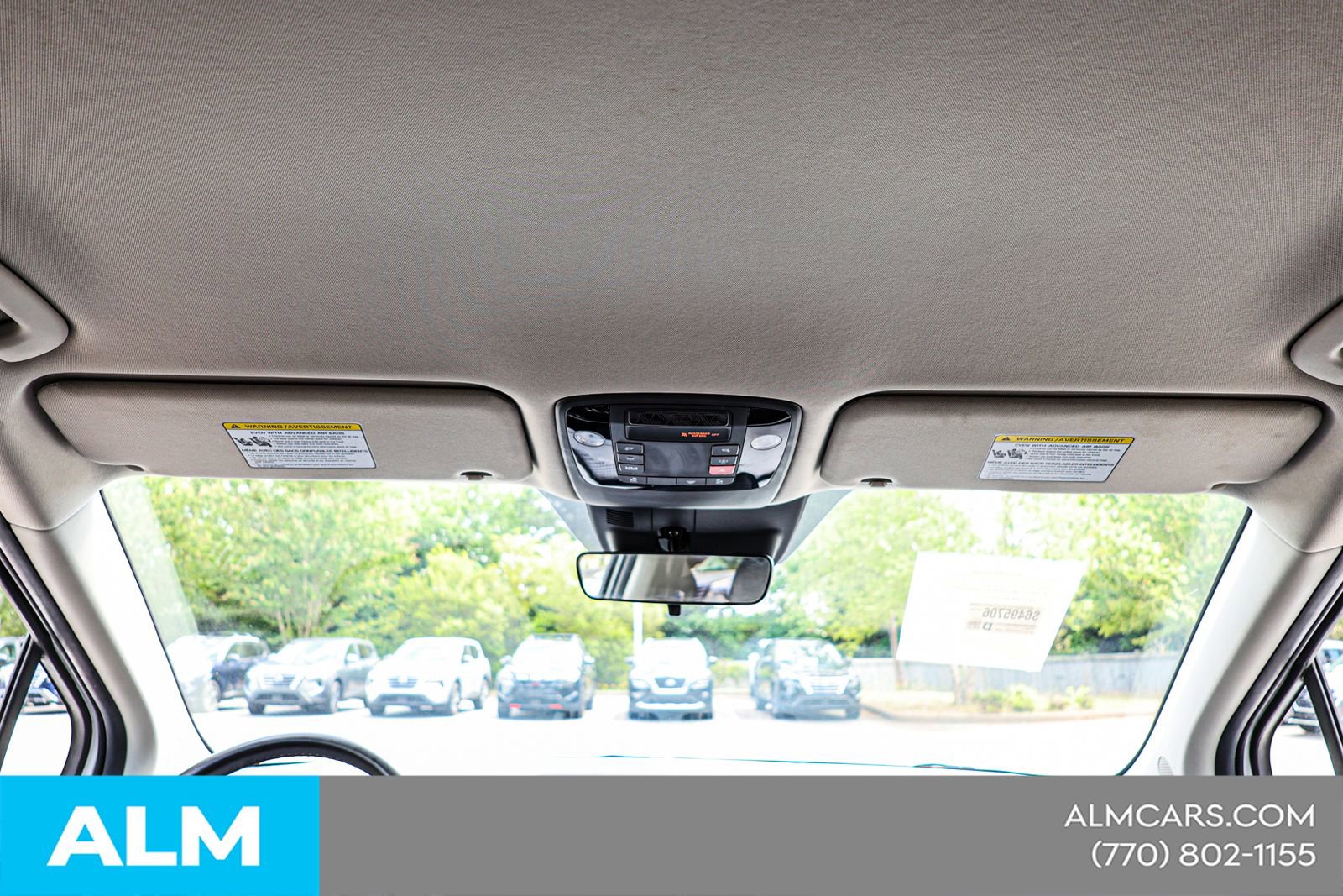 Used 2025 Kia Carnival FWD image 50