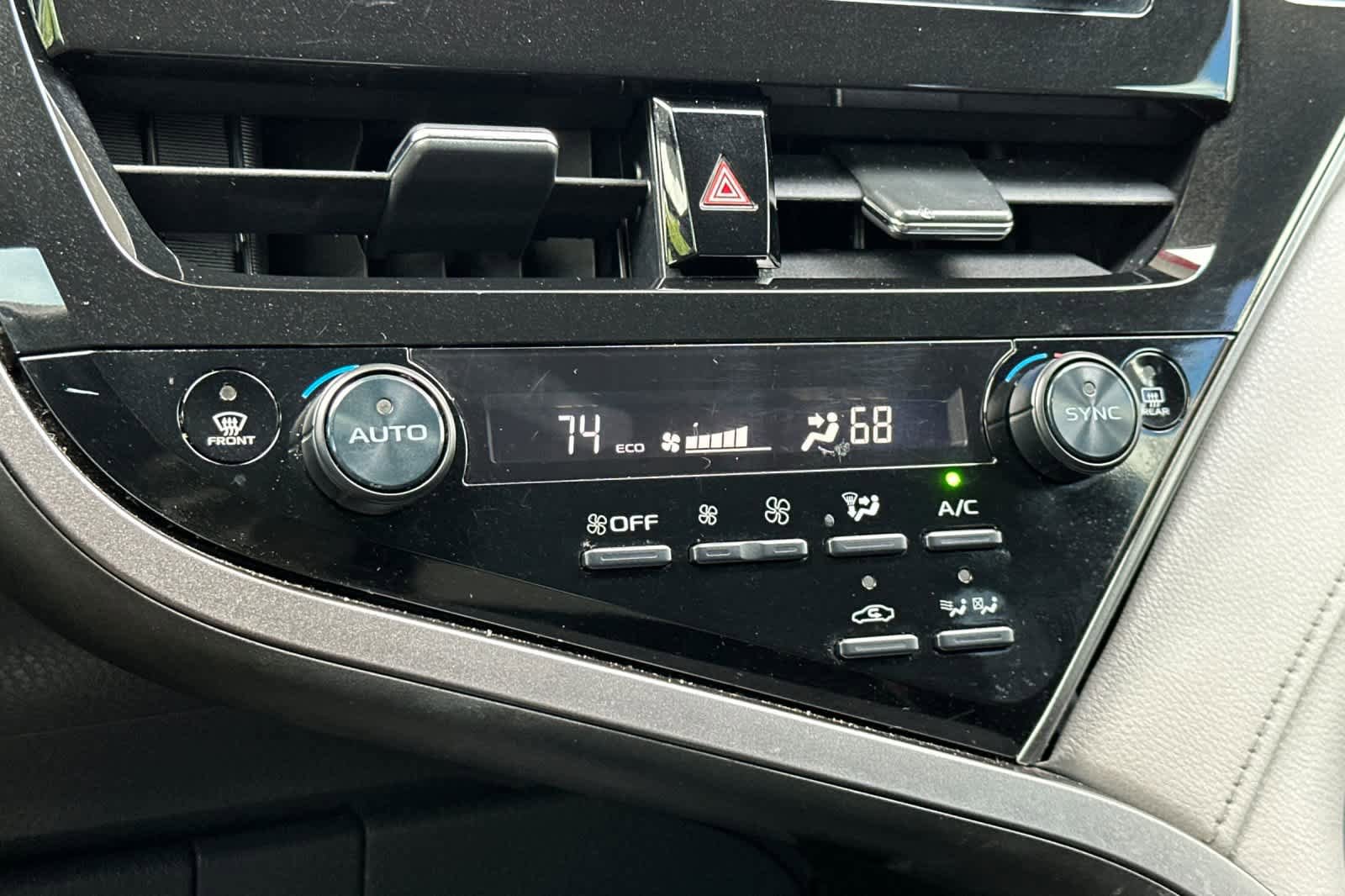 Used 2022 Toyota Camry LE FWD image 20