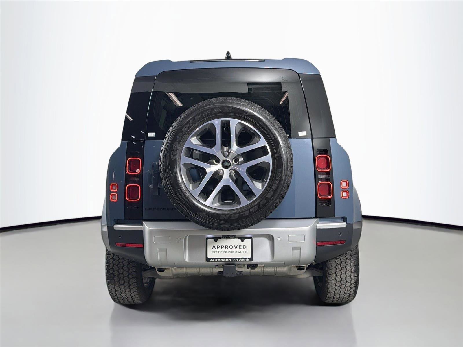 Used 2024 Land Rover Defender 110 S AWD/4WD image 6