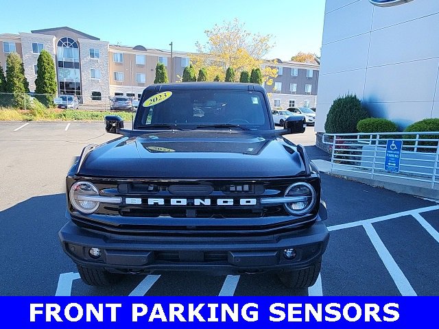 Used 2023 Ford Bronco Outer Banks image 8