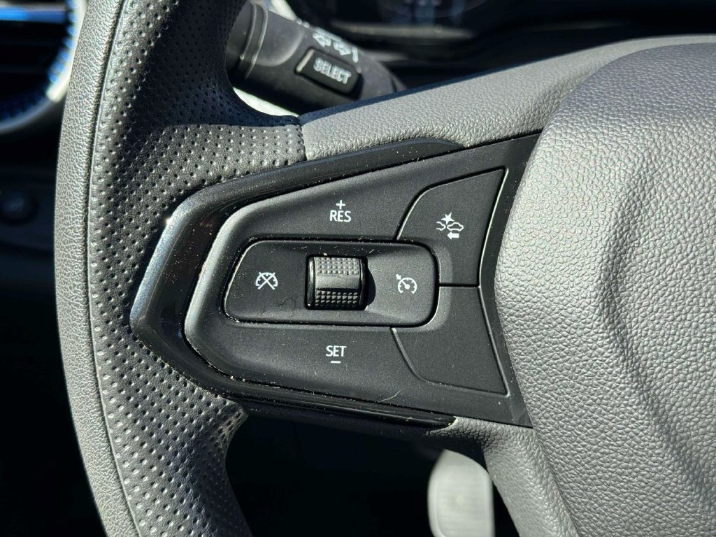Used 2024 Chevrolet Trax LS FWD image 22