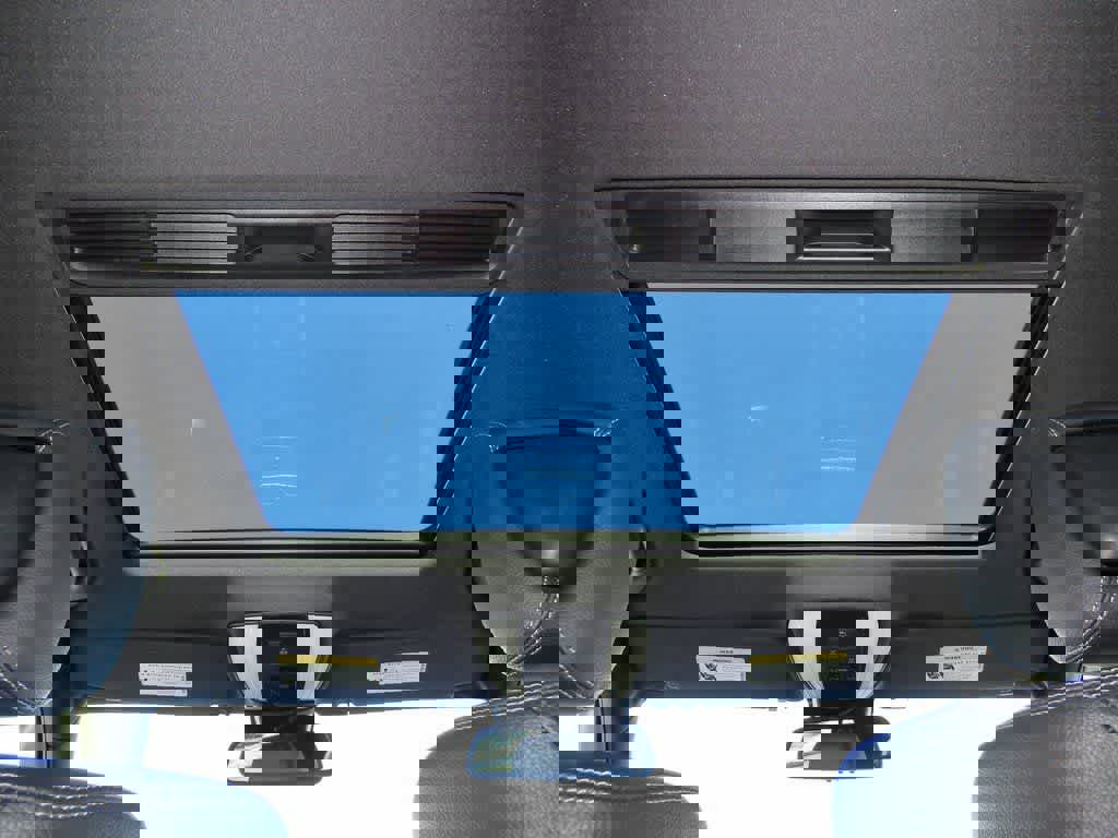 Used 2015 Mercedes-Benz E 350 Sedan image 24