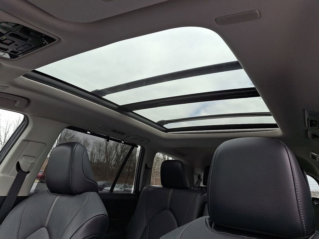 Used 2024 Toyota Grand Highlander Platinum image 16