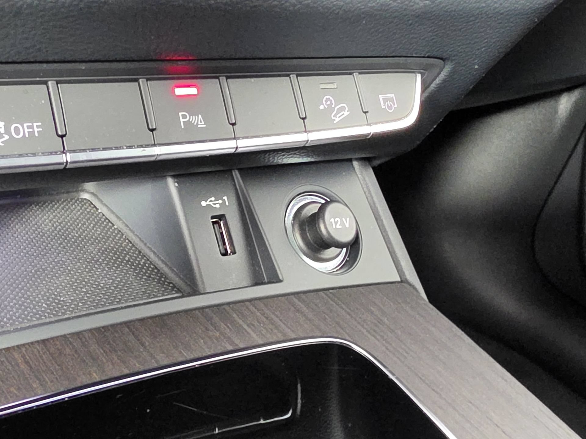 Certified 2024 Audi Q5 2.0T Premium Plus AWD/4WD image 33