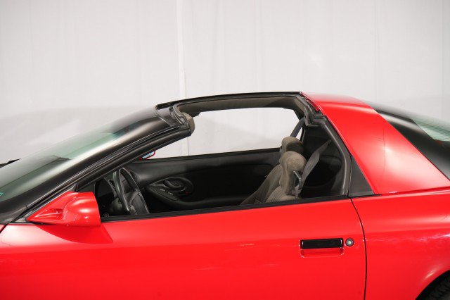 Used 1994 Pontiac Firebird Formula RWD image 19