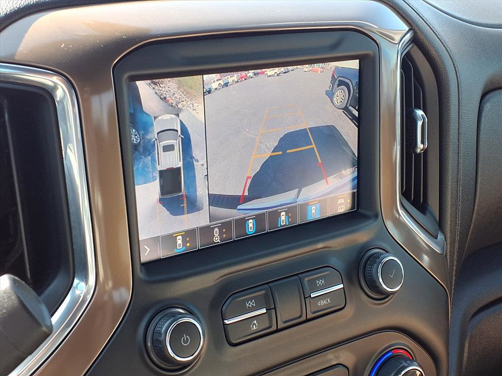 Used 2021 Chevrolet Silverado 1500 High Country w/ Technology Package image 9