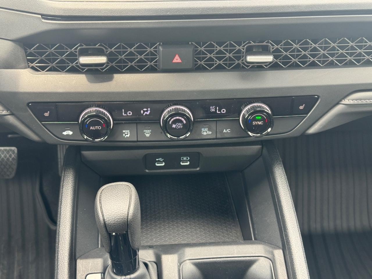 Certified 2025 Honda Accord SE image 15