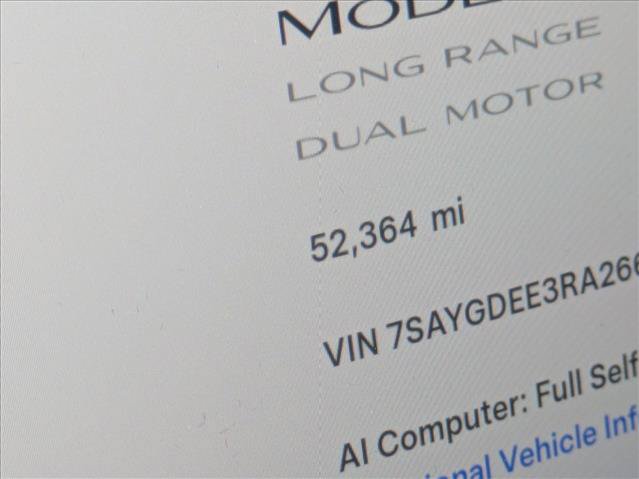 Used 2024 Tesla Model Y Long Range AWD/4WD image 11