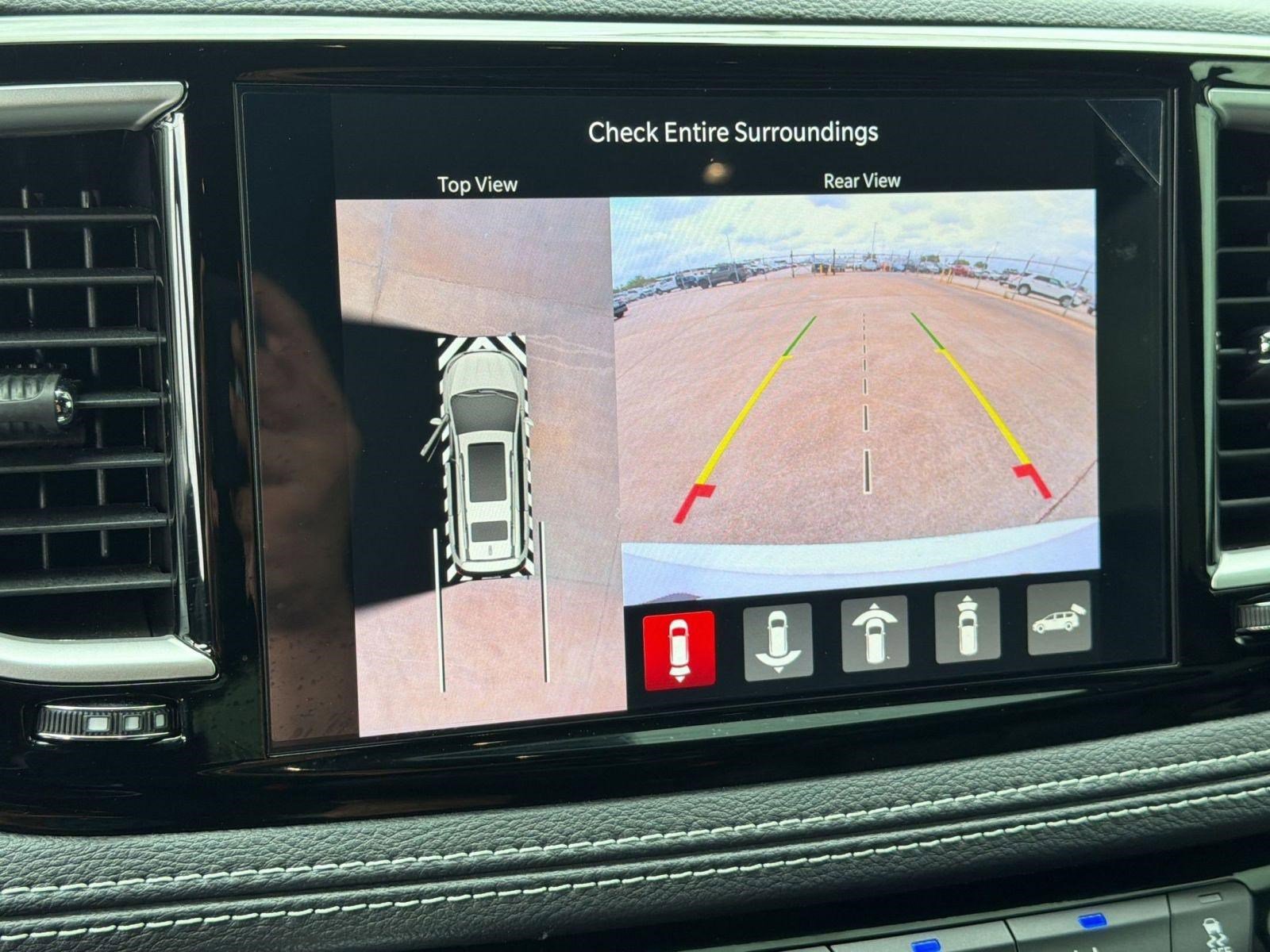 Used 2026 Chrysler Pacifica Select image 27