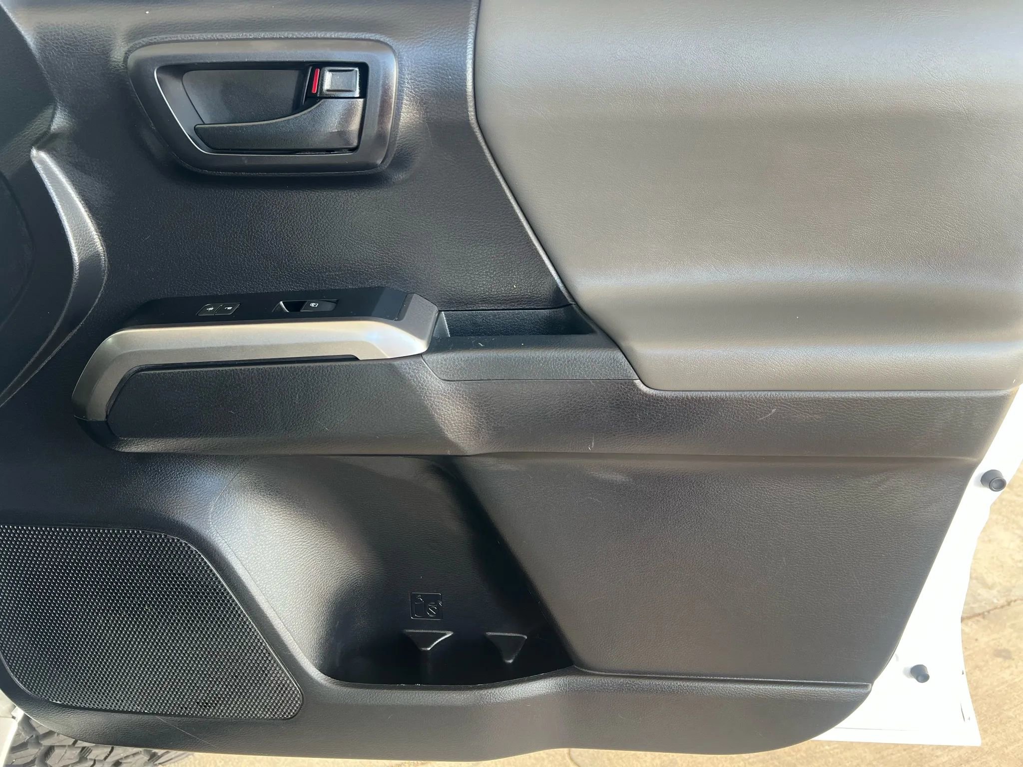 Used 2021 Toyota Tacoma SR5 image 27