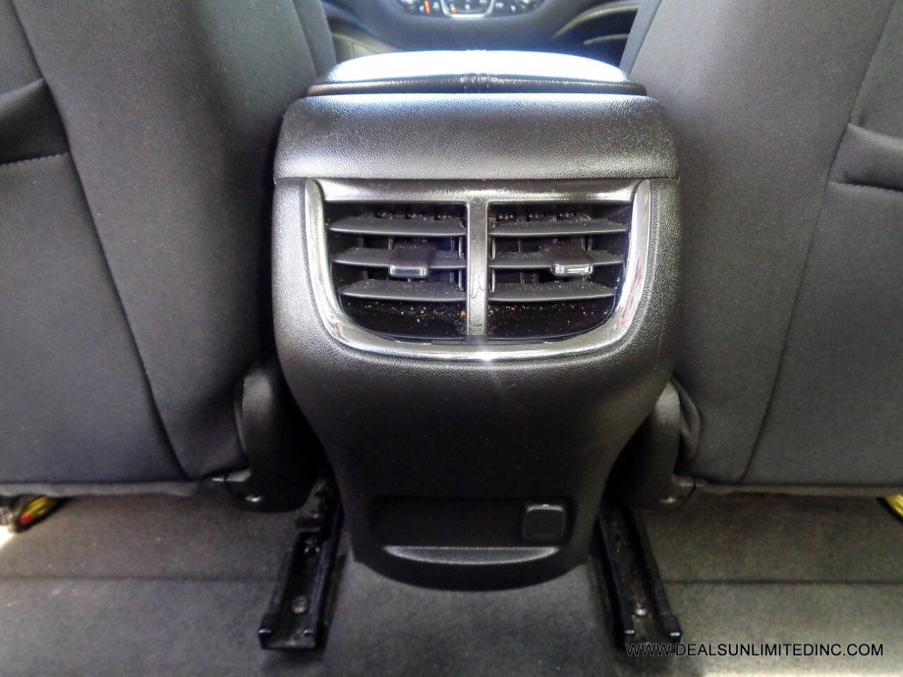 Used 2022 Chevrolet Malibu LT image 18