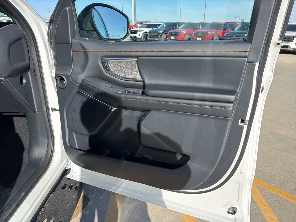 New 2026 Ford Expedition Tremor image 28