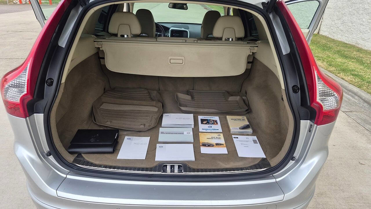 Used 2015 Volvo XC60 T5 Platinum FWD image 61