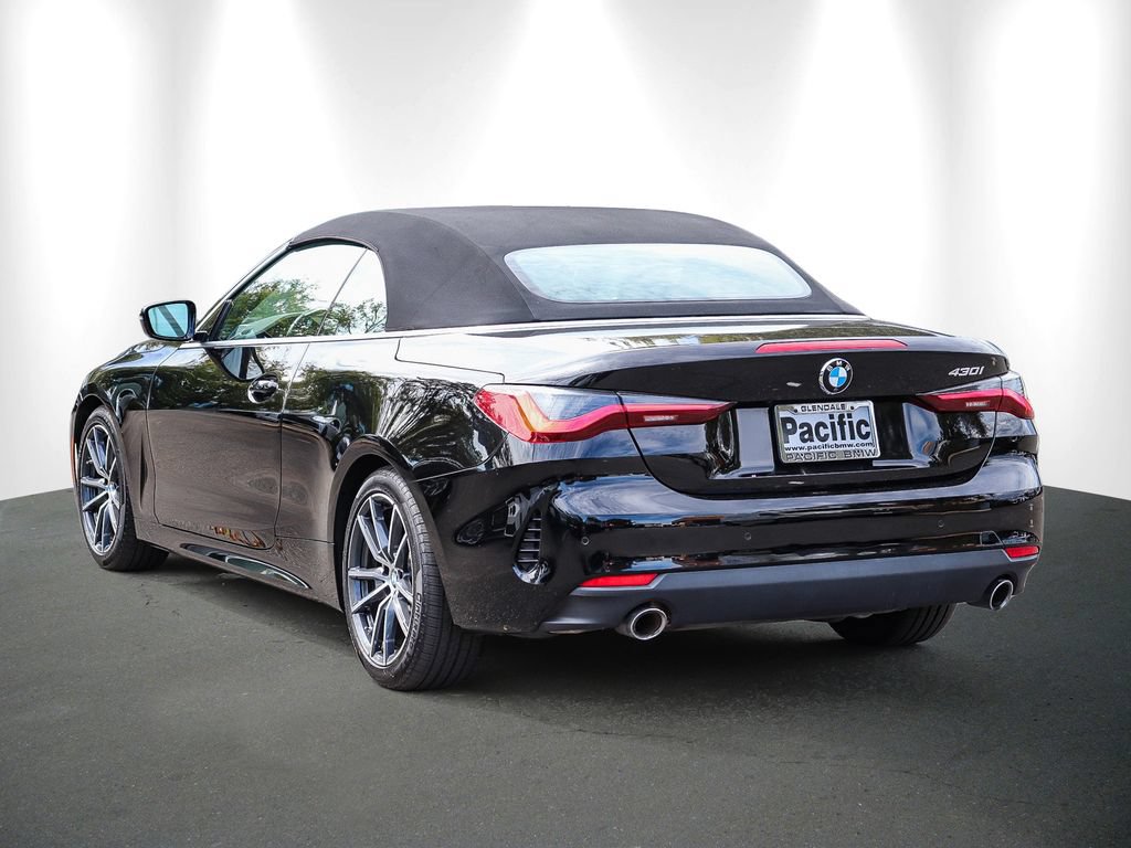 Certified 2023 BMW 430i Convertible w/ Premium Package RWD image 4