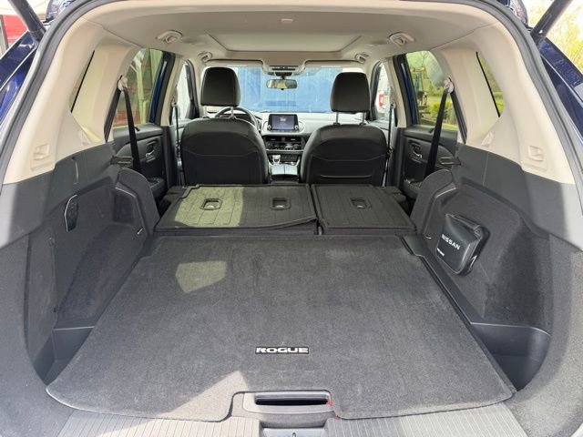 Used 2024 Nissan Rogue SV w/ SV Premium Package AWD/4WD image 36