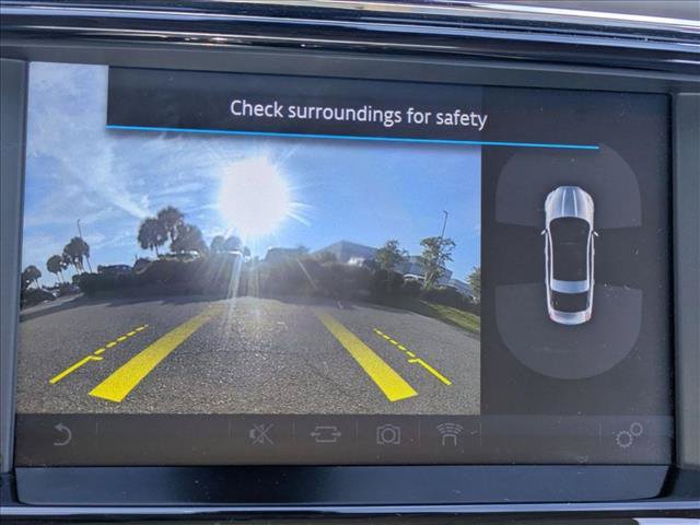 Used 2017 Jaguar XJ L Portfolio AWD/4WD image 9