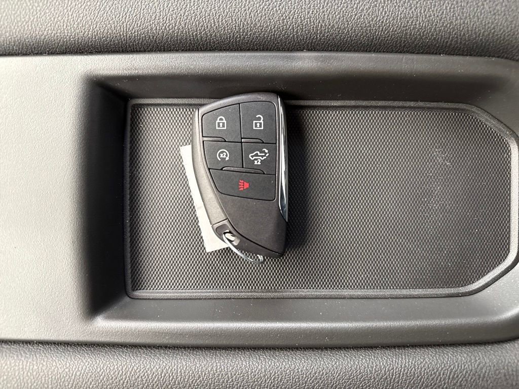 New 2026 Chevrolet Silverado 2500 Custom w/ Custom Convenience Package image 30