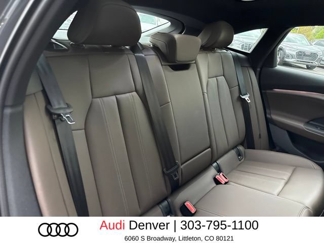 Used 2025 Audi A6 e-tron Premium Plus w/ Premium Plus AWD/4WD image 12