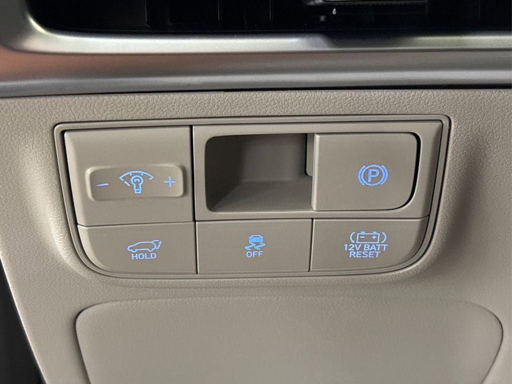 Used 2025 Hyundai Tucson Blue image 29