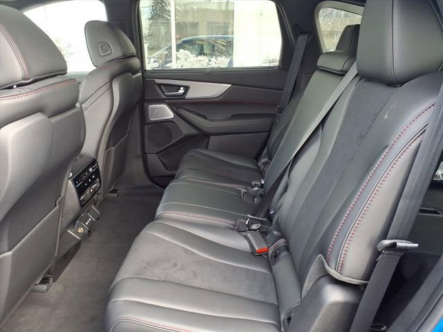 Used 2026 Acura MDX A-Spec image 5