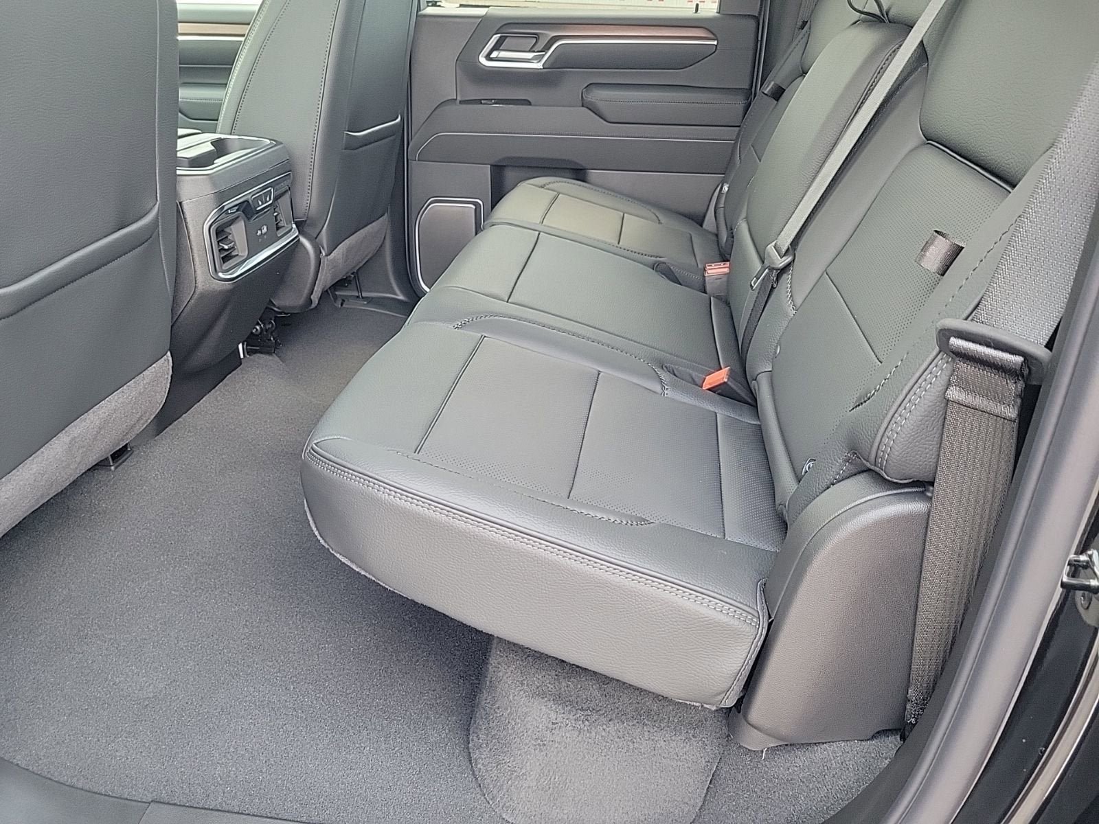New 2026 GMC Sierra 2500 Denali w/ Denali Reserve Package AWD/4WD image 12