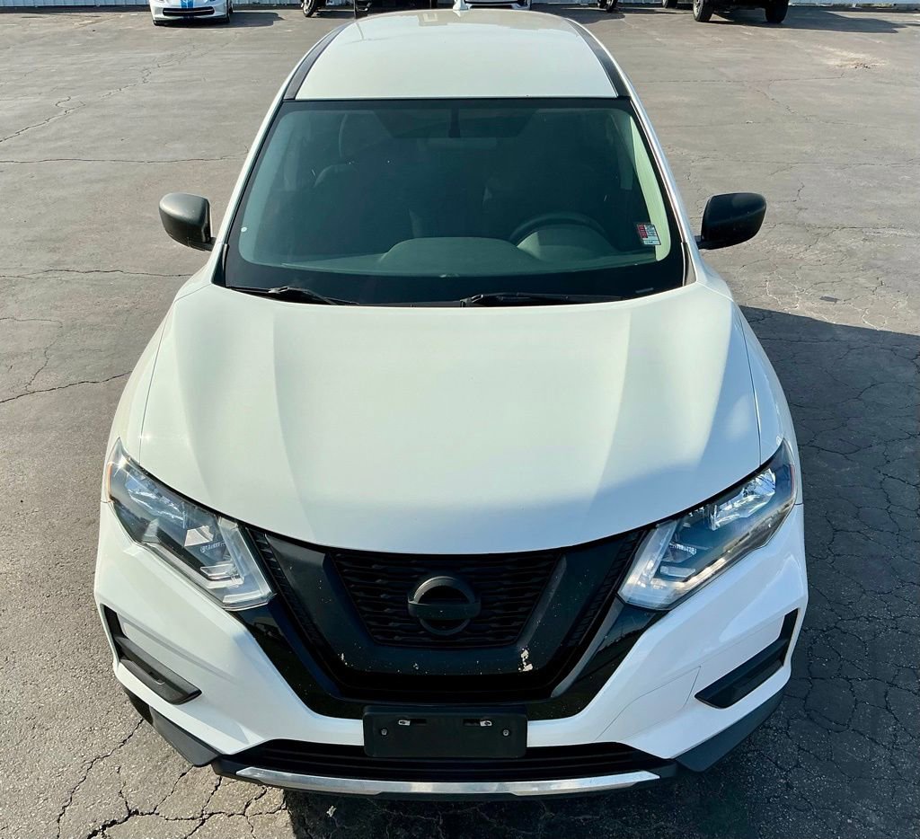 Used 2017 Nissan Rogue S image 11