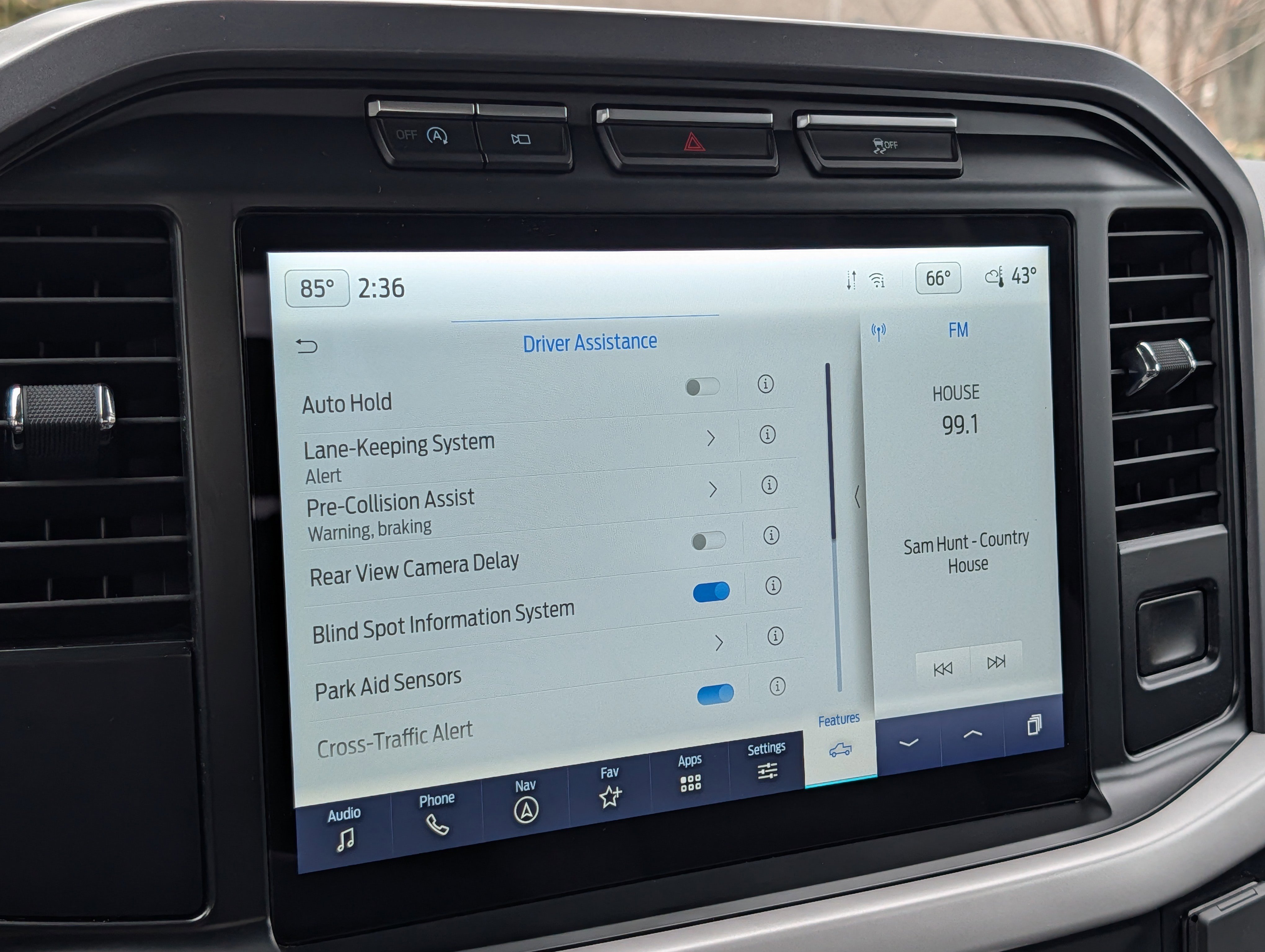 Used 2023 Ford F150 XLT w/ Equipment Group 302A High image 23