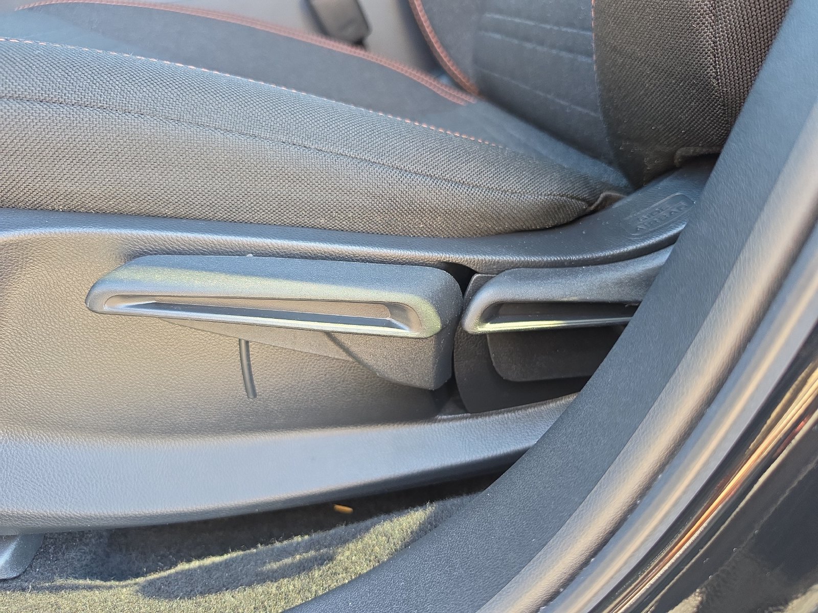 Certified 2024 Honda HR-V Sport image 16