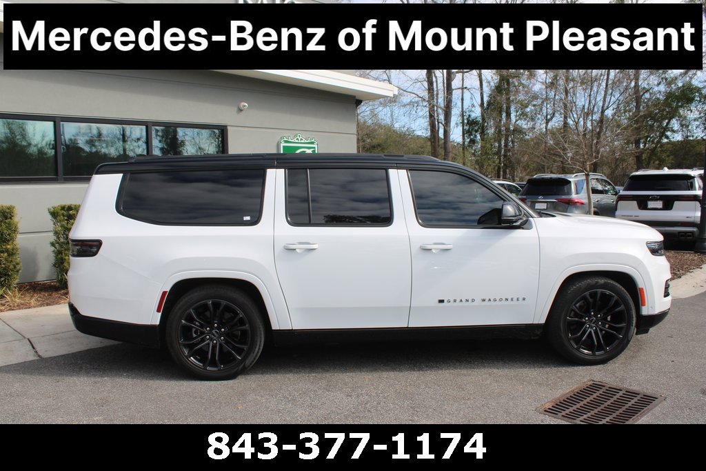 Used 2023 Jeep Grand Wagoneer L Series III w/ Rear Seat Video Group 1 image 3