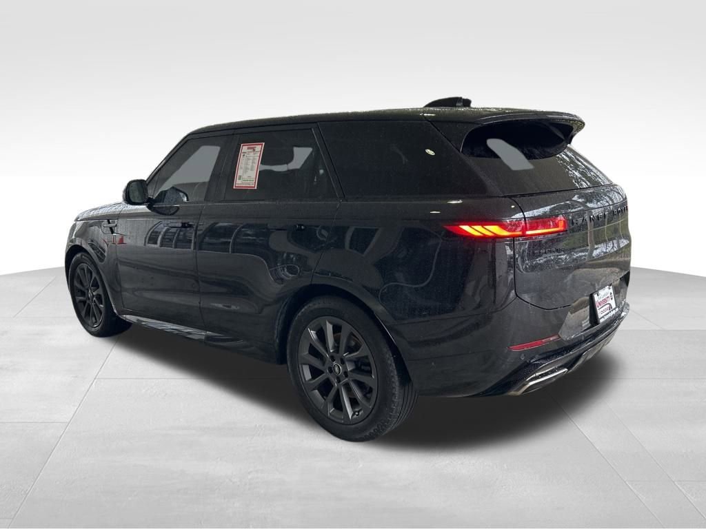 Used 2024 Land Rover Range Rover Sport Dynamic SE image 4