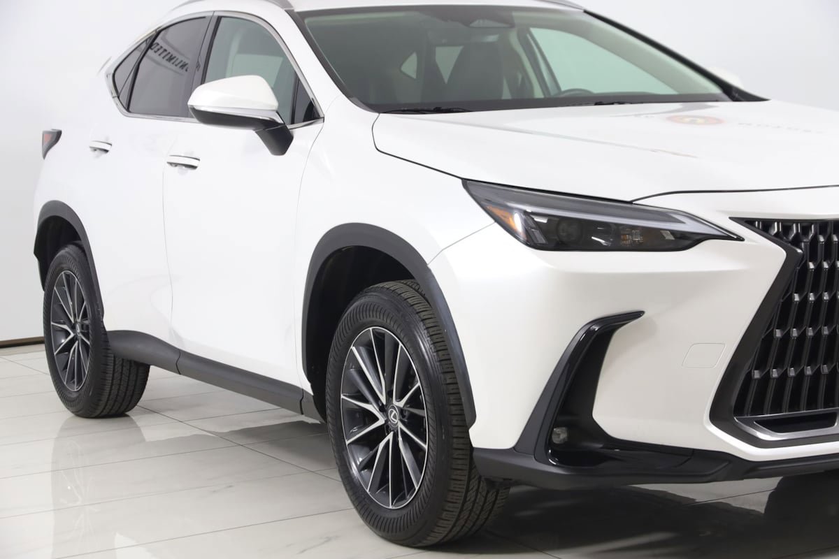 Used 2024 Lexus NX 250 FWD w/ Cold Area Package image 40