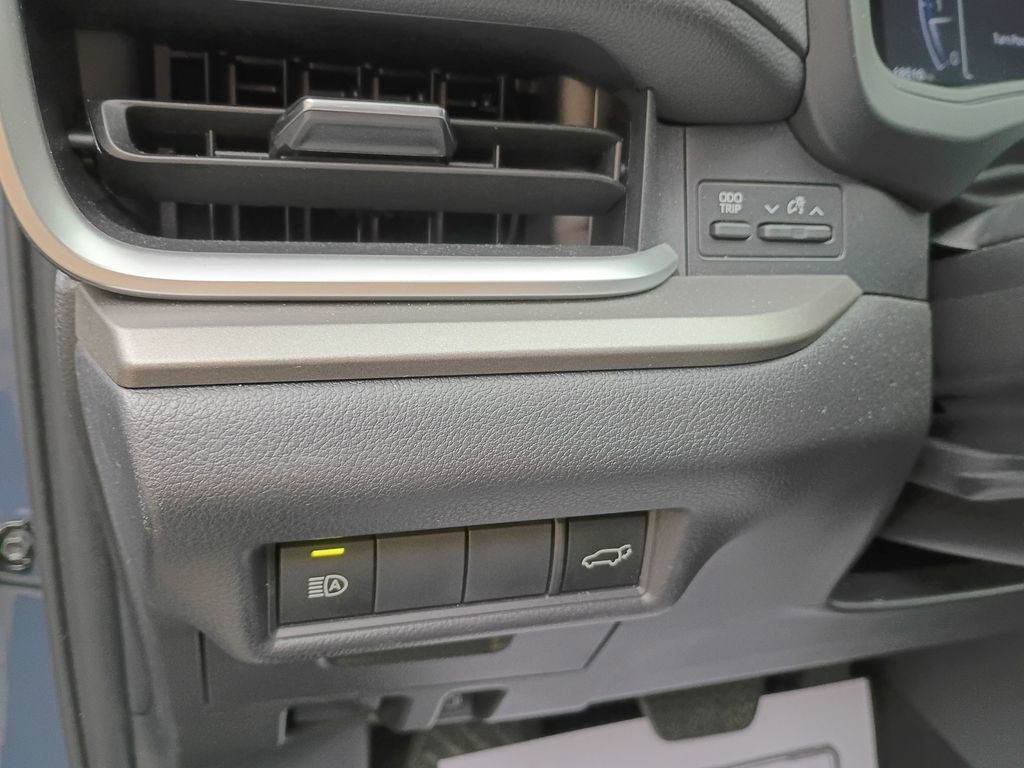 Used 2025 Toyota Grand Highlander AWD image 41