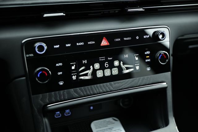 New 2026 Genesis GV80 3.5T Prestige image 40