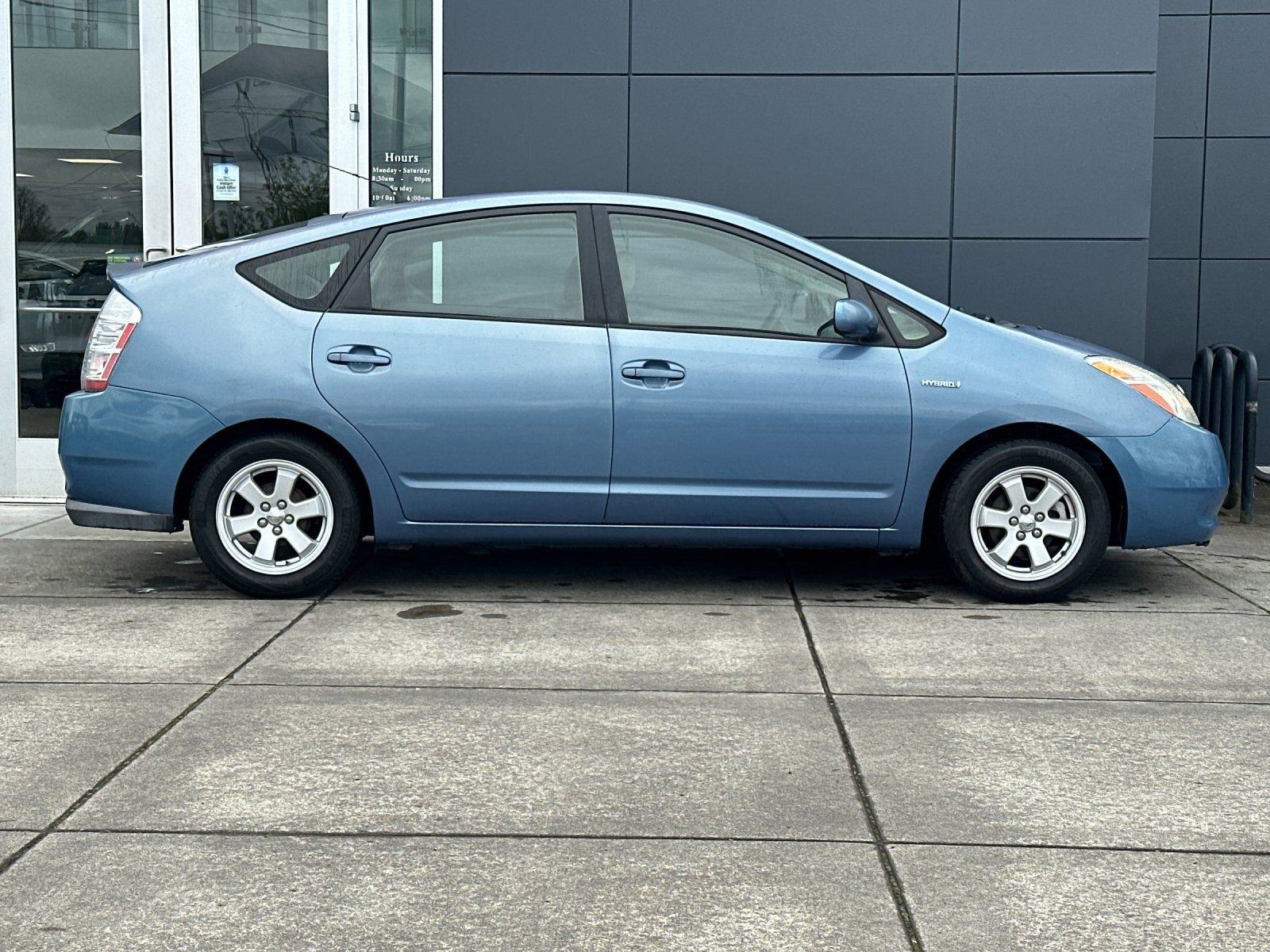 Used 2006 Toyota Prius FWD image 2