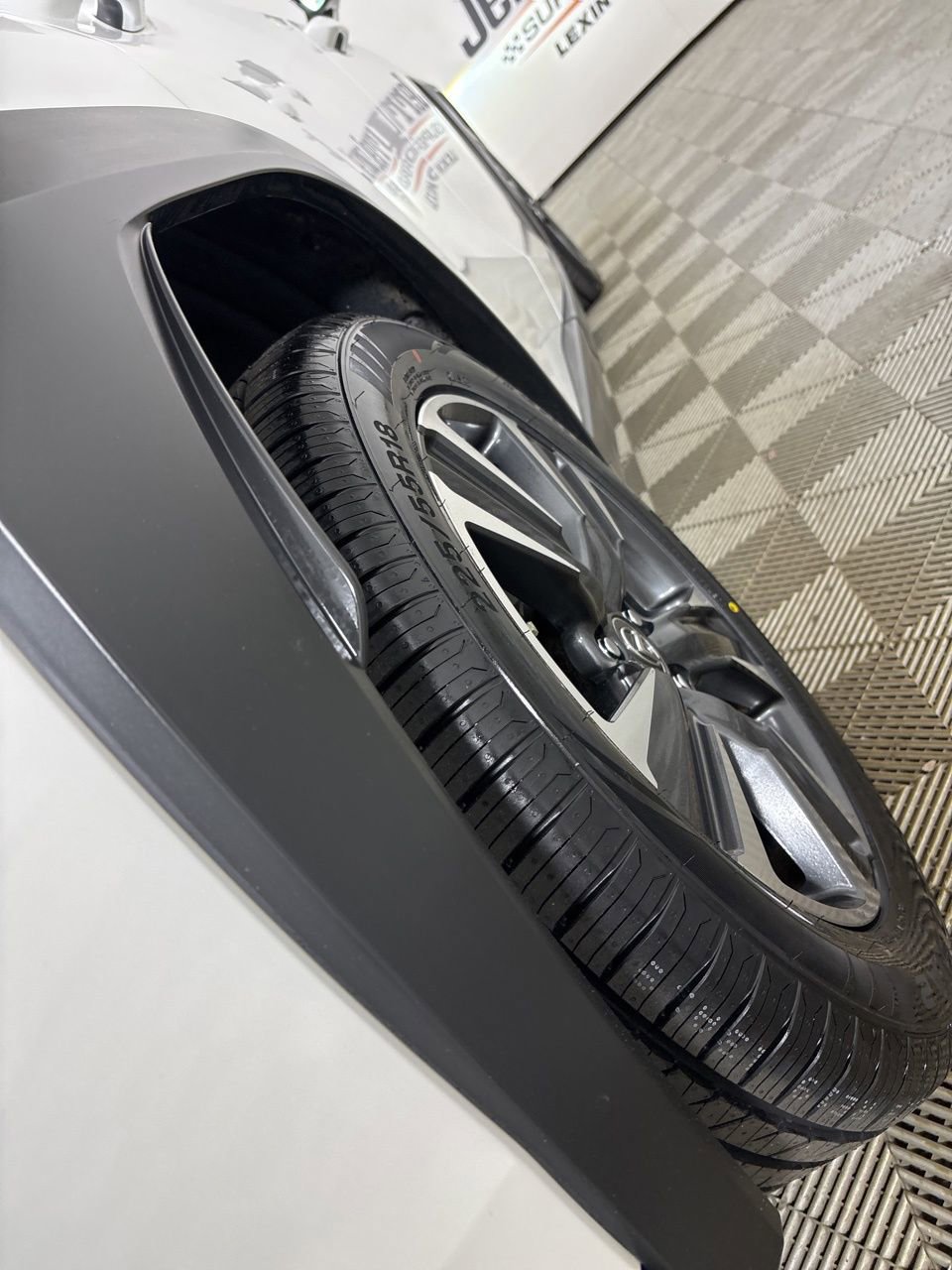 Used 2022 Lexus UX 200 w/ Accessory Package (Z1) image 30