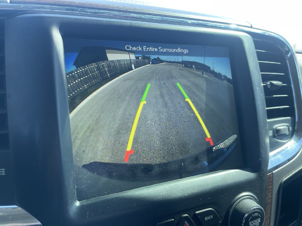 Used 2018 RAM 1500 Laramie w/ Convenience Group AWD/4WD image 27