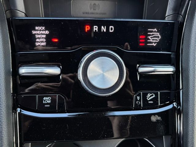 New 2025 Jeep Grand Cherokee Overland w/ Luxury Tech Group IV image 35