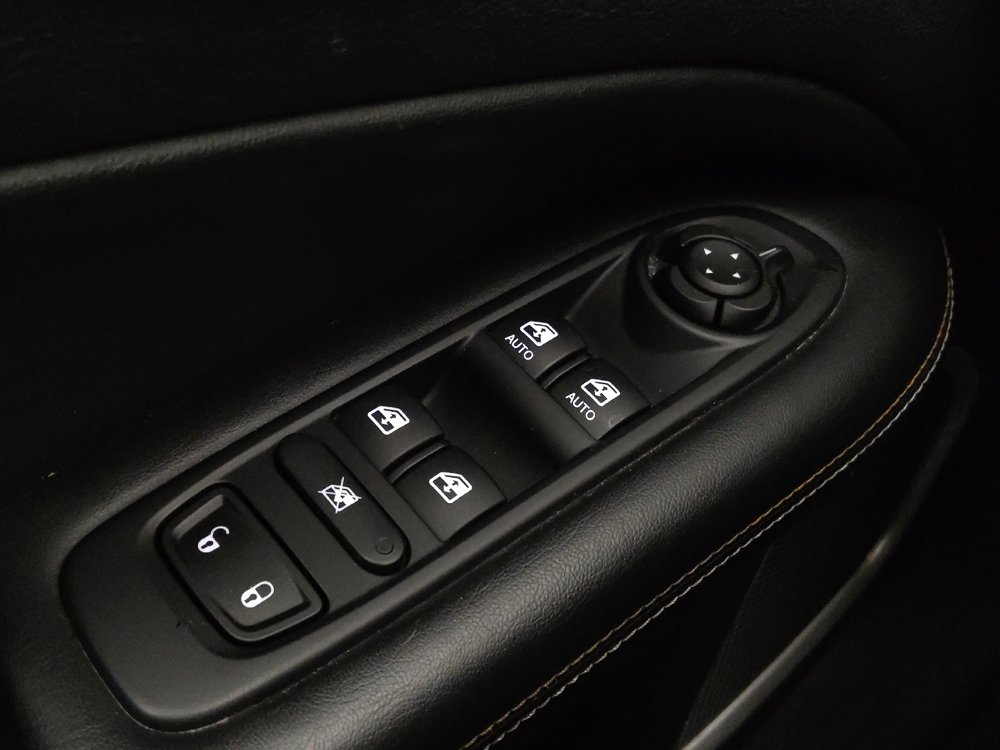Used 2020 Jeep Compass Latitude w/ Cold Weather Group AWD/4WD image 27