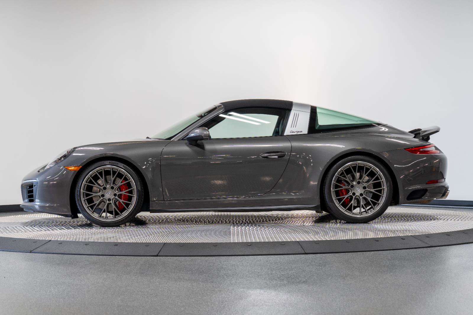 Used 2017 Porsche 911 Targa 4S image 7