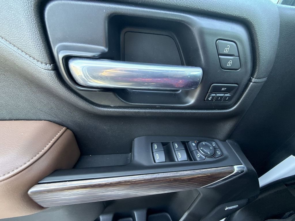 Certified 2021 Chevrolet Silverado 1500 High Country w/ Technology Package image 30