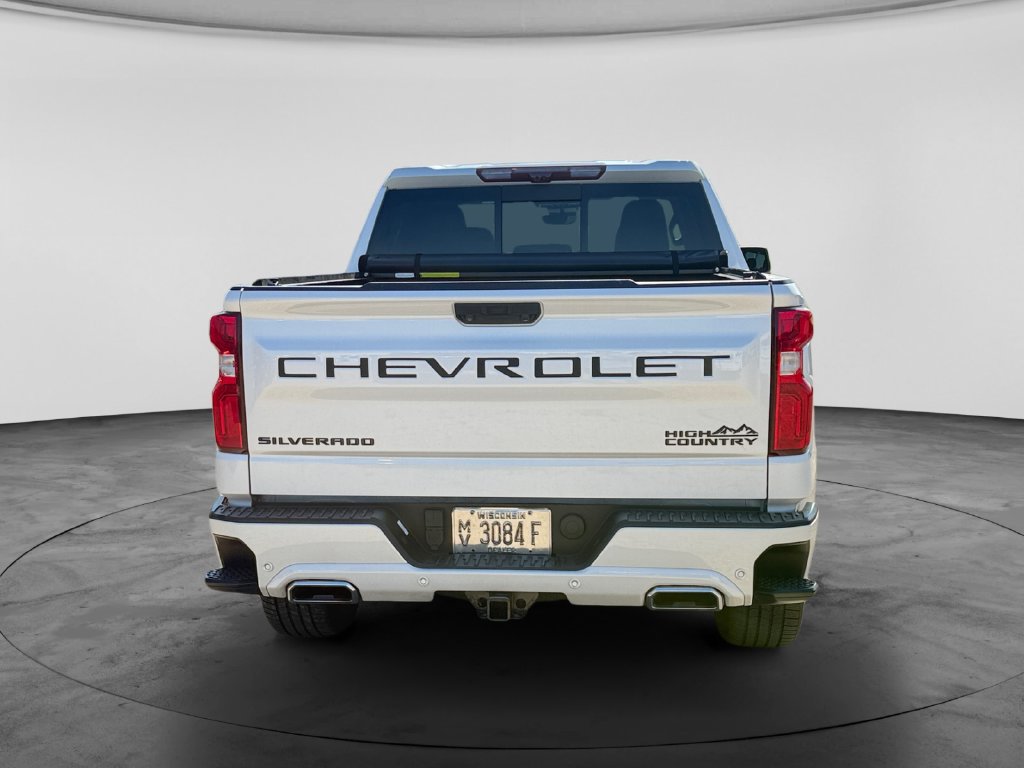 Used 2022 Chevrolet Silverado 1500 High Country w/ High Country Premium Package AWD/4WD image 8