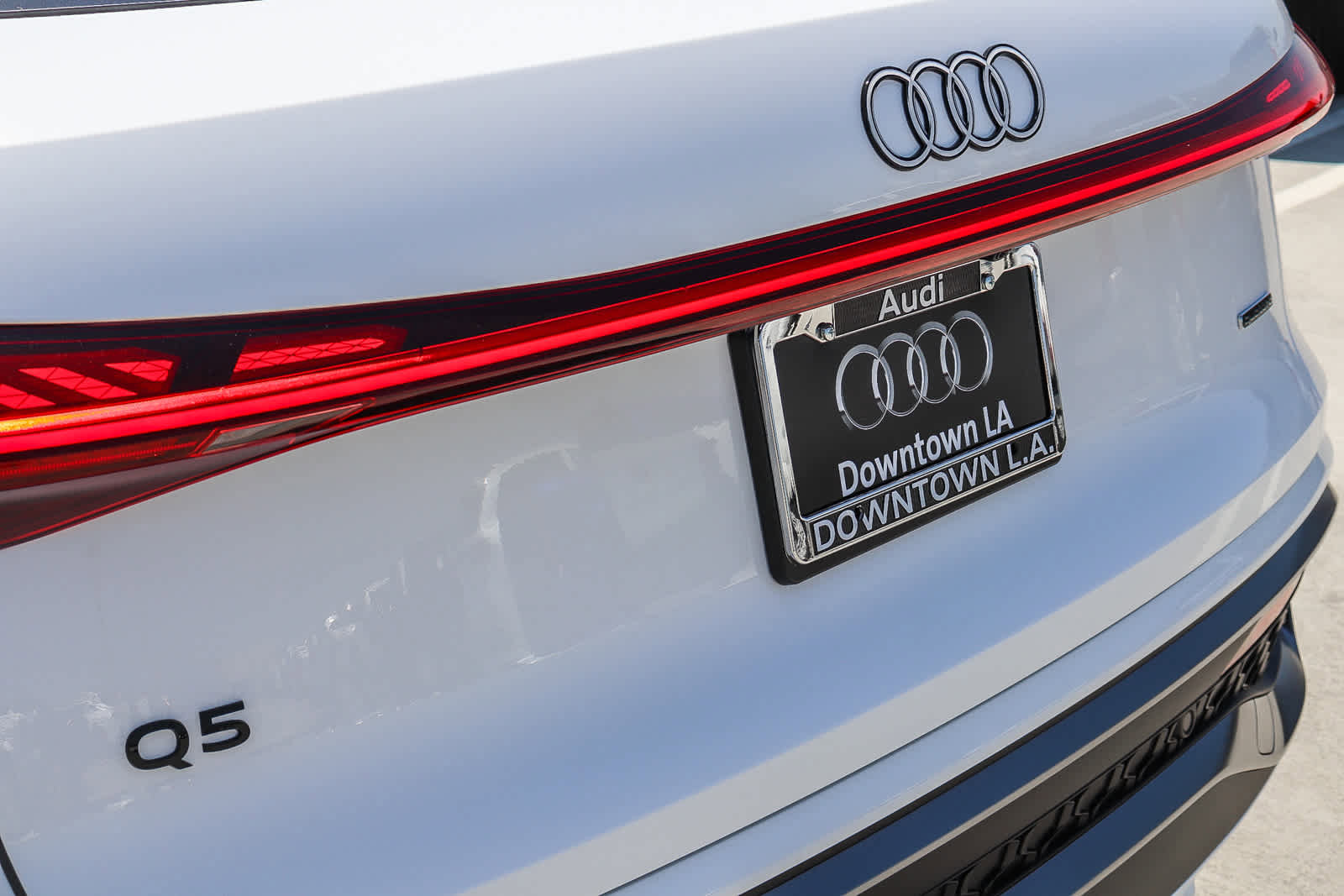 New 2025 Audi Q5 Prestige image 8